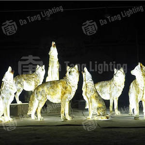 Realistic Wolf Statue Lamp <b>With</b> <b>Led</b> <b>Lights</b> For Garden & Park Artistic Outdoor Holiday Decor For Christmas Halloween Celebrations - Product Image 3