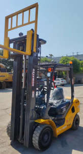 Gran oferta usada KOMATSU 30 bomba de fuente diésel de 3 toneladas motor carretilla elevadora caja de cambios de alto rendimiento características de construcción al por menor - Product Image 6