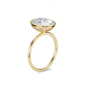 Anillo de Compromiso y Matrimonio de Oro Sólido de 14K con Diamante Cultivado en Laboratorio de 4 Quilates con Corte Cojín y Engaste de Bisel - Product Image 4