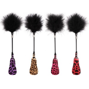 莫手套情色情侣玩具火鸡羽毛双头拍调情挠痒痒棒