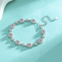 Bracelet à maillons micro-incrustés en moissanite taille brillant, en argent sterling S925 plaqué rhodium, de luxe personnalisé pour femme - Cadeau de mariage ou de fête