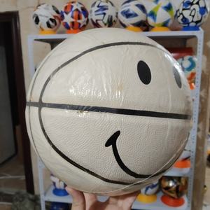 Ballon de basket officiel taille 7 en cuir PU, impression personnalisée, pour extérieur et intérieur - Product Image 4