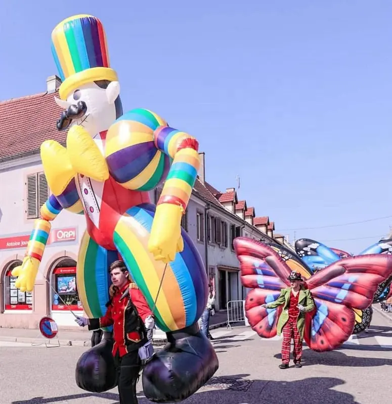 Custom made inflatable event walking costume inflatable clown cartoon puppet for city parade decoration