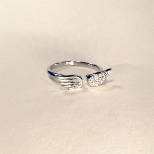 Симпатичные Регулируемые кольца хорошая цена 925 стерлингового серебра белого золота циркон Крылья ангела кольцо - Product Image 2