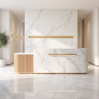 Comptoir de réception moderne en marbre avec façade en lattes de bois et finition dorée pour hôtel, salon, bureau, clinique - Vente en gros de mobilier