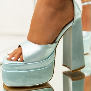 Nouvelles Sandales Femme 2025 à Talons Hauts Solides avec Boucle et Bride Cheville, Chaussures à Plateforme Épaisse Tendance pour l'Été - Product Image 2