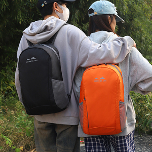 <span class=keywords><strong>Sac</strong></span> à <span class=keywords><strong>dos</strong></span> de voyage, <span class=keywords><strong>sport</strong></span> et camping tendance, personnalisé, ultra léger, à motif lettres, imperméable, en polyester, avec fermeture éclair, à prix abordable - Product Image 1