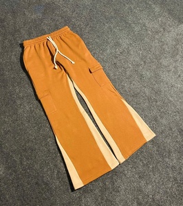 Pantalons de survêtement à rayures avec logo personnalisé, coupe droite, pantalons de survêtement évasés, pantalons de survêtement à imprimé gonflé, pantalons de survêtement à sublimation - Product Image 4