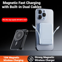 Vente flash PD 22,5W Charge rapide Mini 10000mAh 15W Chargeur sans fil magnétique pliable Support de téléphone intégré 2 câbles intégrés Banque d'alimentation