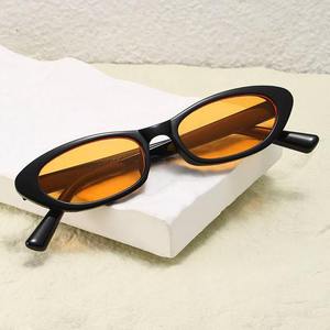 Lunettes de soleil rétro ovales œil de chat à petite monture pour femme, nouvelle mode tendance, idéales pour les séances photo urbaines haut de gamme, anti-UV - Product Image 2