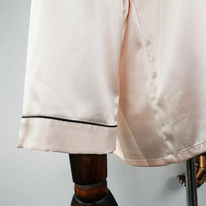 Venta al por mayor de pijama de poliéster rosa de lujo de talla grande para mujer, ropa de dormir de dos piezas de longitud completa para mujer - Product Image 6