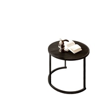 Table basse moderne de style européen pour petit appartement Table d'appoint en métal de luxe légère pour chambre à coucher et salon