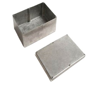 Couvre-culbuteur en alliage d'aluminium moulé sur mesure, usiné pour remplacement et réparation - Product Image 4