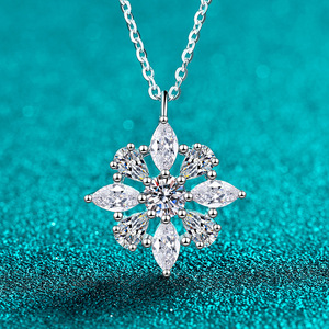 Collier ELAN en moissanite cœur flocon <span class=keywords><strong>de</strong></span> neige 1 carat, pendentif hexagonal en argent sterling S925 pour femme, <span class=keywords><strong>testeur</strong></span> <span class=keywords><strong>de</strong></span> <span class=keywords><strong>diamant</strong></span> GRA réussi - Product Image 1