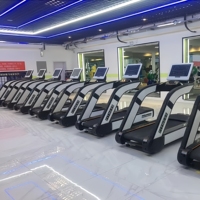 Prix usine professionnel Commercial motorisé Cardio Training Tapis roulants Gym Running Machine