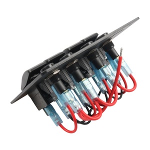 Dc Distribution Panel 4 Way Rocker Switch 12V 10A Ip65 Plastic Boat Marine Use - Product Image 2