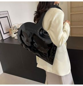 <b>Vintage</b> Luxury Women Novelty Red Heart Shape Patent PU Tote Holiday Underarm Handbag Wholesale Elegant Casual <b>Purse</b> - Product Image 6