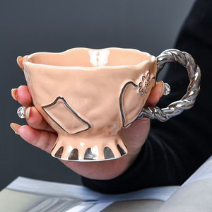 ถ้วยกาแฟสำหรับน้ำชายามบ่ายสไตล์ยุโรป ถ้วยเซรามิกขอบเงินสุดหรู ของขวัญคุณภาพสูง - Product Image 3