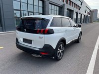 Voitures d'occasion Peugeot 5008 SUV 7 places, conduite à gauche, automatique, traction avant, 1.6T, faible kilométrage, sans accident, export, vente en gros, 2017 2018 2019