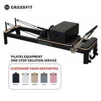 Machine de Pilates Reformer Grass Fit HealtTraining, lit de fitness en alliage d'aluminium blanc, barre de pied multifonctionnelle, Reformer Pilates coulissant