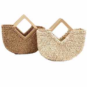 Sac de plage tressé en paille avec poignée en bois, grande capacité, pour femme, idéal pour les vacances et les loisirs, avec corde dorée, vente en gros - Product Image 3