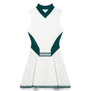 กระโปรงพลีทวินเทจออกแบบเองสำหรับผู้หญิง ผ้าฝ้ายระบายอากาศดี เหมาะสำหรับฤดูร้อน คอวี แขนกุด แห้งเร็ว ไซส์ใหญ่ สไตล์ลำลอง รับผลิตแบบ OEM สำหรับทีม - Product Image 2