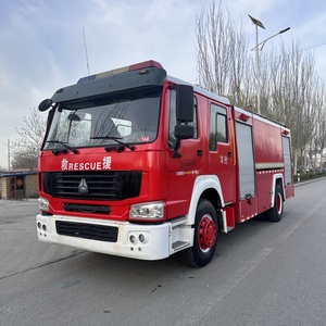 Camion de lutte contre l'incendie Sinotruk HOWO 4x2 avec réservoir d'<span class=keywords><strong>eau</strong></span> de 5000L-8000L à vendre aux Philippines et en Afrique - Product Image 1