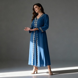 Elegante Vestido Abaya de Poliéster con Encaje para Mujeres Musulmanas, con Tela de Alta Calidad, Diseño Personalizado y Opciones de Venta al Por Mayor - Product Image 2