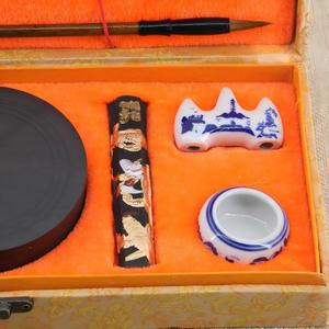 Set Profesional de Caligrafía China - 4 Plumas de Caligrafía de Pelo Mixto, Tinta en Barra, Sello, Elegante Caja de Regalo Brocada, Arte Sumi-e - Product Image 6