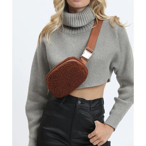 Qetesh Sherpa tas sabuk Fashion persegi Runner's derek membawa cara tas pinggang dengan tali selempang tubuh untuk wanita dan pria - Product Image 3