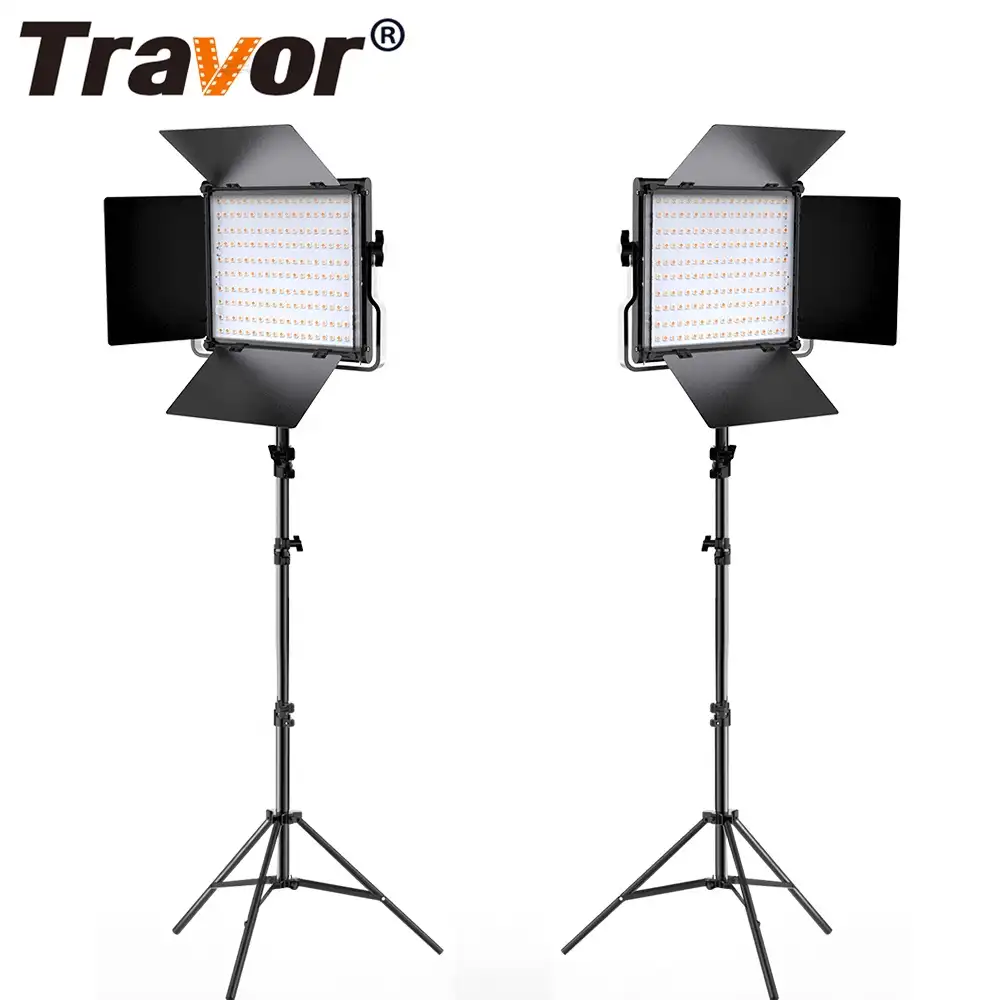 Travor L4500K RGB Camcorder Studio Film, Panel Lampu Led Video Lumiere Tampilan LCD Belakang Logam dengan Kamera Baterai