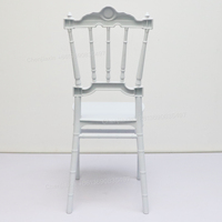 Chaises de salle à manger modernes en PP blanc, empilables, assemblées, robustes, pour événements, mariages, hôtels, pelouses, location extérieure 2026