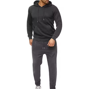 Tenue de sport exclusive, durable et personnalisée, vêtements de sport légers, ensemble d'entraînement élégant, survêtements de gym pour hommes - Product Image 3