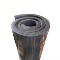 Kalınlaştırılmış NBR PVC Köpük Yalıtım Rulosu UV Dayanımlı Yaşlanmaya Karşı Koruyucu Yangına Dayanıklı Çatı ve Boru Hattı Isı Yalıtımı için