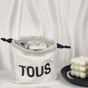 ถุงผ้าฝ้ายพิมพ์โลโก้ตามสั่ง ถุงของขวัญแบบมีเชือกผูก  ถุงผ้าฝ้ายออร์แกนิค  บรรจุภัณฑ์แบบรีไซเคิลและเป็นมิตรกับสิ่งแวดล้อม - Product Image 1