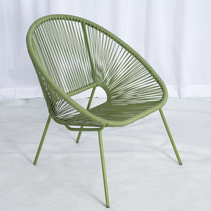Set <span class=keywords><strong>da</strong></span> <span class=keywords><strong>Giardino</strong></span> Moderno e Leggero in Rattan, Sedia Impilabile Confortevole, Tavolino <span class=keywords><strong>da</strong></span> Caffè, Arredamento <span class=keywords><strong>da</strong></span> Esterno Durevole - Product Image 4