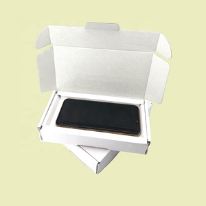 Boîte en carton ondulé pliable personnalisée à faible MOQ avec pelliculage mat et gaufrage pour étui de téléphone, boîte d'expédition de détail - Product Image 5