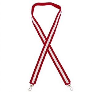 CRYSTAL CRAFT Sangle en sangle tissée perlée rouge et blanche vintage, écologique, durable, avec crochets métalliques, accessoire pour sac à main - Product Image 1