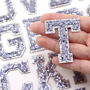 Tùy Chỉnh Màu Hồng Long Lanh Thư Đính Quần Áo Vá Bạc Biên Giới Sắt Trên Thêu Sequin Long Lanh Varsity Bảng Chữ Cái Thư Vá - Product Image 4