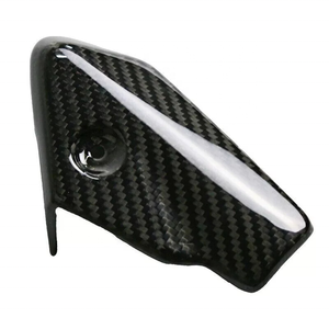 Protection thermique d'échappement en fibre de carbone sèche 3K, légère et haute résistance, pour moto 1290 Super Duke R 2020 - Product Image 3