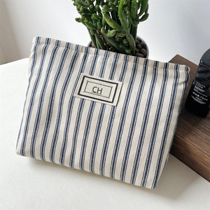 BSCI Eco-friendly Cotton Stripes <b>Drawstring</b> Dust <b>Bag</b> for Handbag Shoe Custom Logo Printed Canvas Zipper Cosmetic <b>Makeup</b> Pouch - Product Image 4