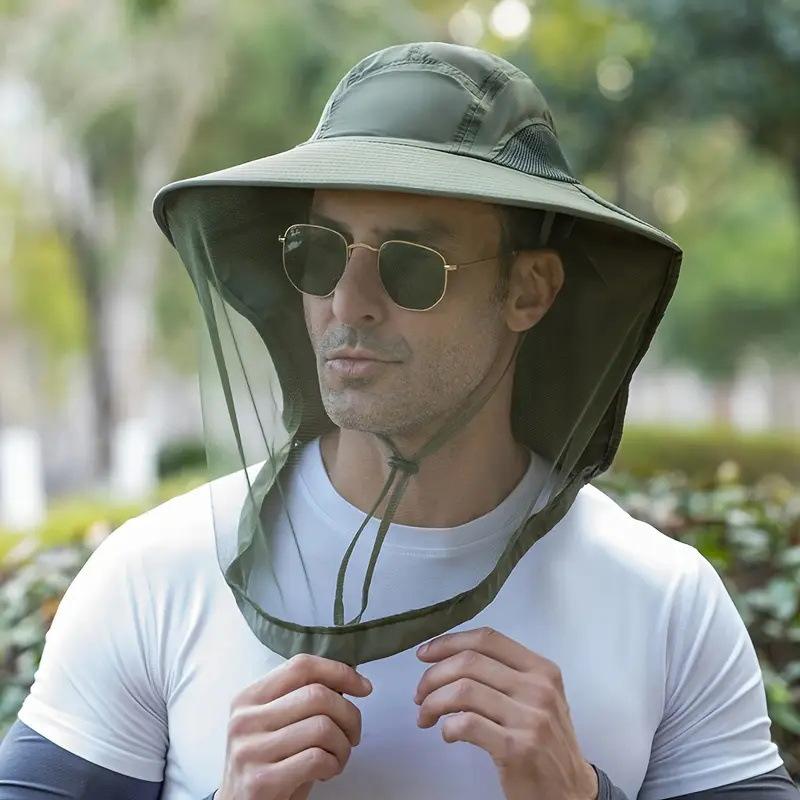 สีเขียวทหาร