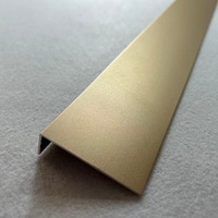 Profilés en aluminium décoratifs, directement de l'usine, avec traitement de surface personnalisé
