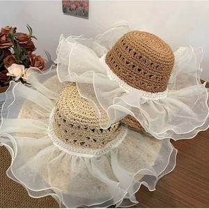 Chapeau de paille DLS d'été à large bord <span class=keywords><strong>en</strong></span> dentelle tressée, respirant, protection UV, pour femme, idéal pour la plage, les vacances <span class=keywords><strong>en</strong></span> bord de mer et les sorties quotidiennes - Product Image 1