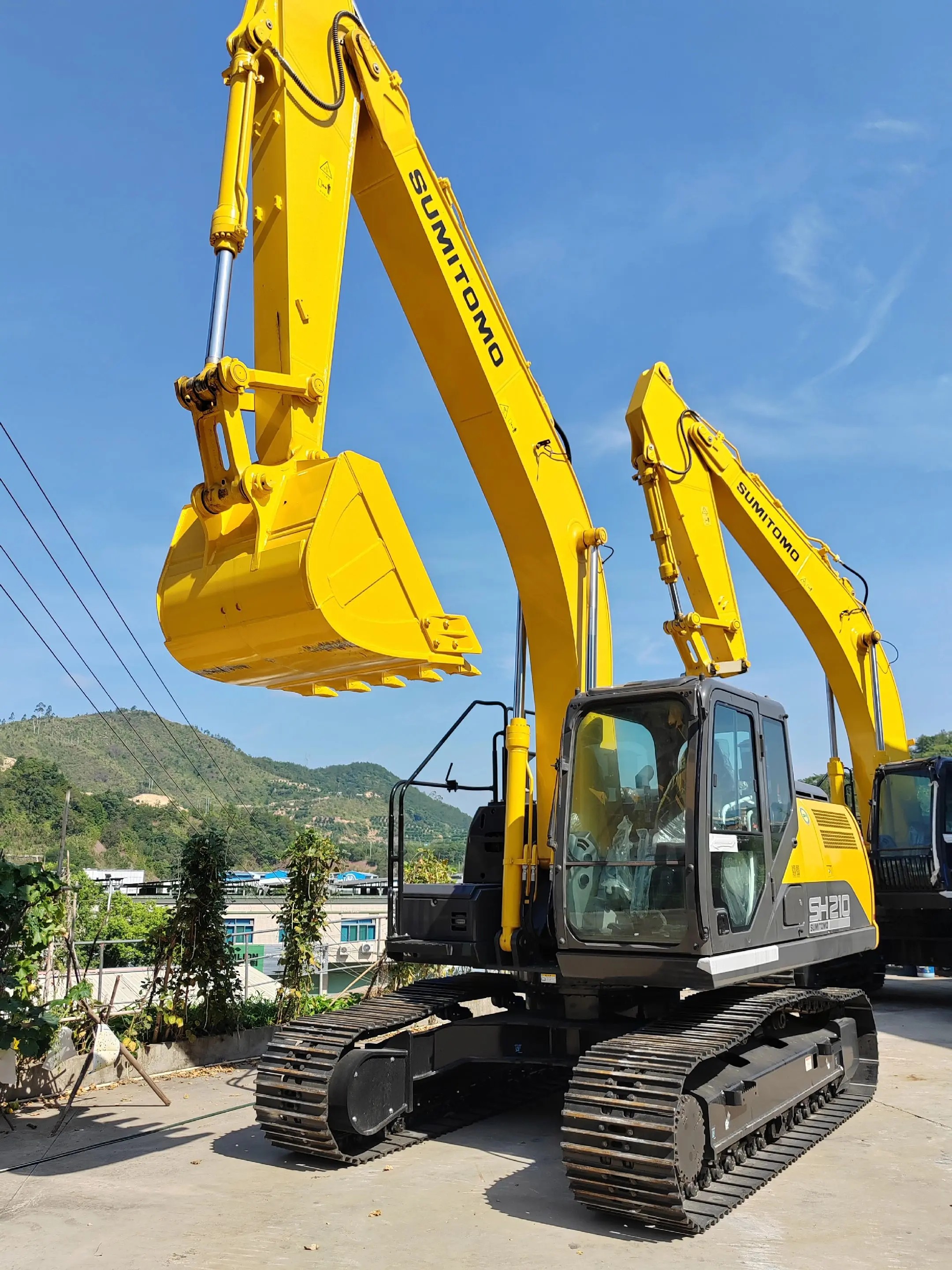 Low Price Sumitomo Excavator SH210 Genuine Sumitomo Spare Parts