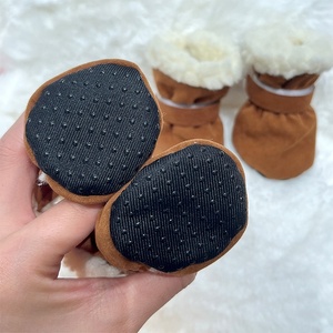 4 Paia di Stivaletti Caldi per la Neve, Copriscarpe Antiscivolo Regolabili per Cani e Gatti, Ideali per le Giornate Invernali - Product Image 3
