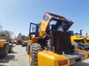 Chargeur frontal d'occasion HOT pour 856H, 5 tonnes, chantier de construction, chargeur spécial avec moteur Cummins 2016 à vendre - Product Image 2