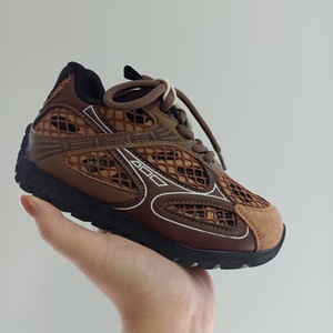 Stock listo 2025 otoño tendencia niños diseñador <span class=keywords><strong>zapatillas</strong></span> niños <span class=keywords><strong>niño</strong></span> marrón lujo Casual zapatos deportivos - Product Image 1