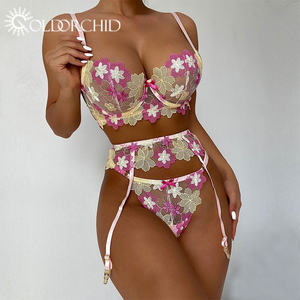 Set Lingerie Bordir Bunga 3 Potong yang Menawan 2025, Set Pakaian Dalam Wanita Seksi Eksotis Feminina - Product Image 1
