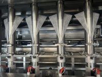 Máquina Automática Multicabezal para la Producción de Té, Funciones de Envasado, Envoltura y Llenado para Bolsitas de Té, Accionamiento por Motor, Alta Precisión